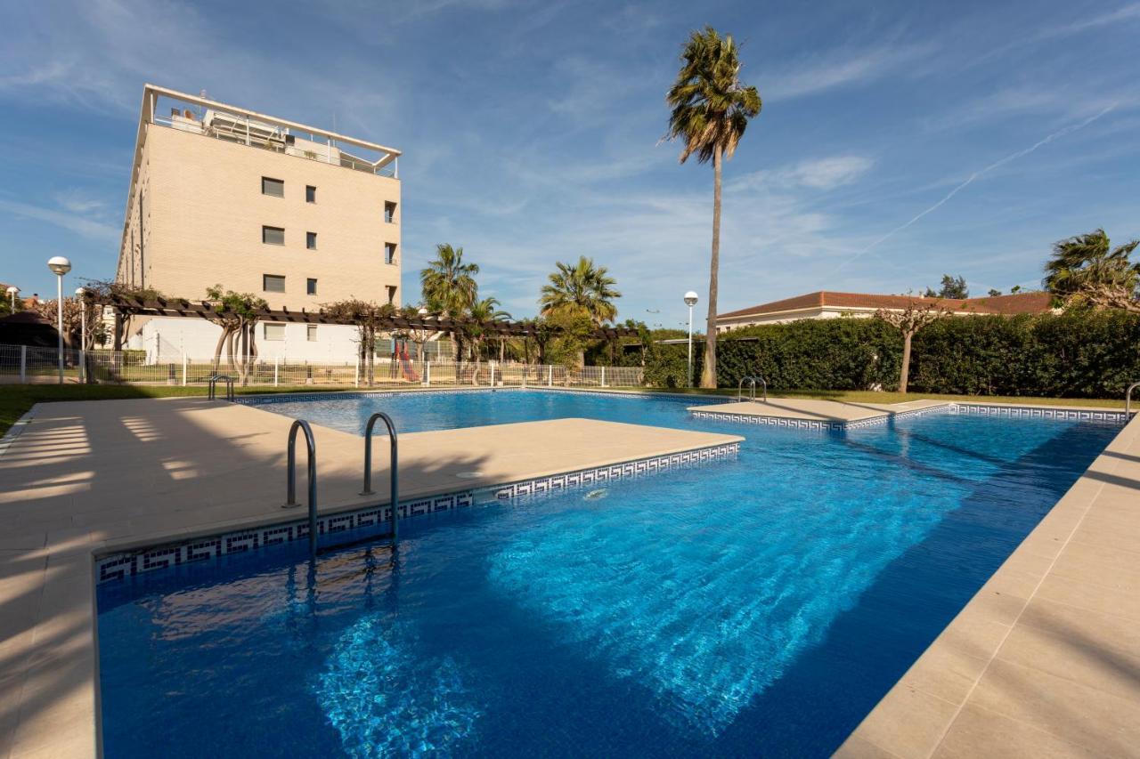 Aquamaris, 2 Dormitorios, By Bookindenia Apartment